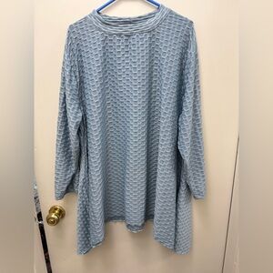 Honeycomb light blue outfit